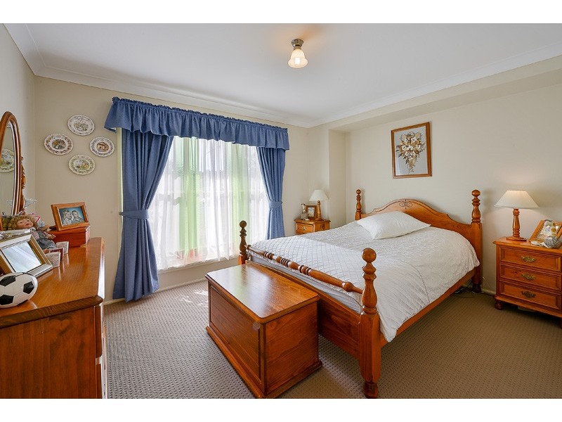 3 Madigan Grove, Thirlmere NSW 2572