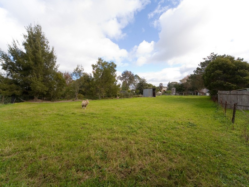 80 Westbourne Avenue, Thirlmere NSW 2572