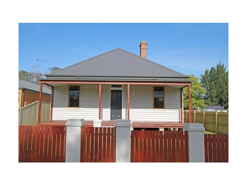 1/30 Wild Street, Picton NSW 2571