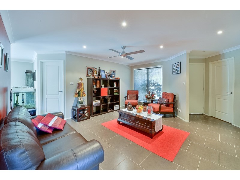 185 Cedar Creek Road, Thirlmere NSW 2572