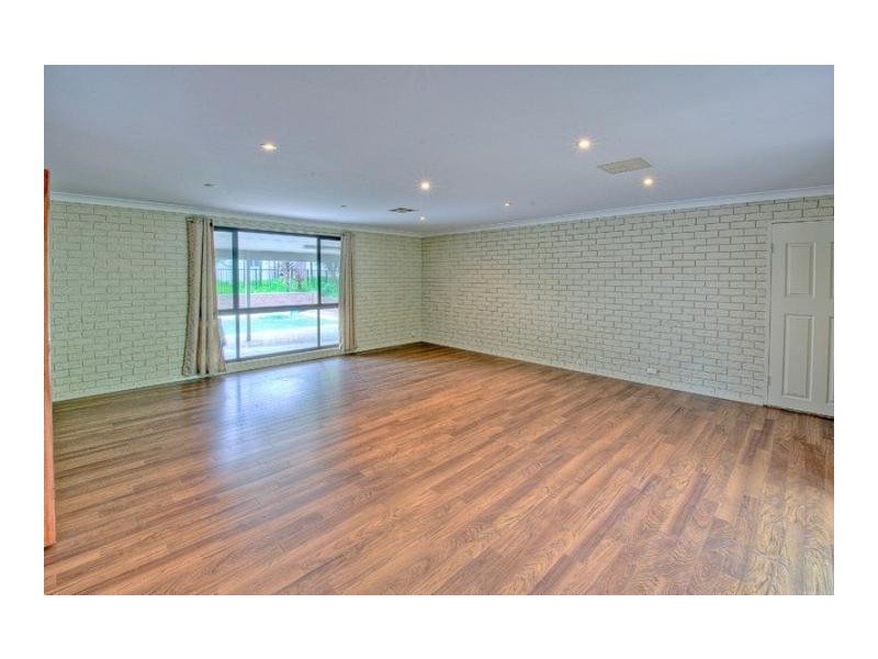 70 Stratford Road, Tahmoor NSW 2573