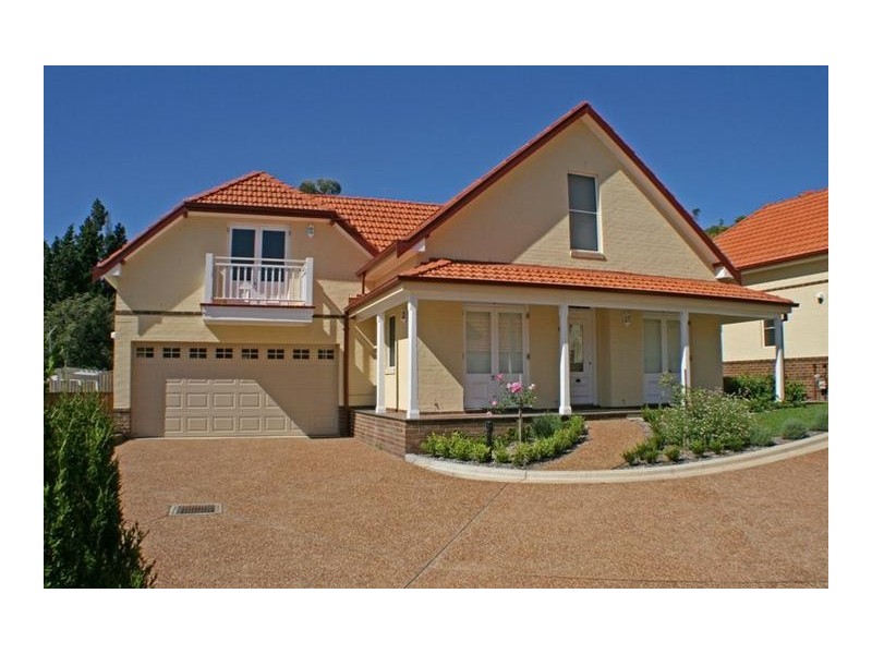 3/253-255 Argyle Street, Picton NSW 2571