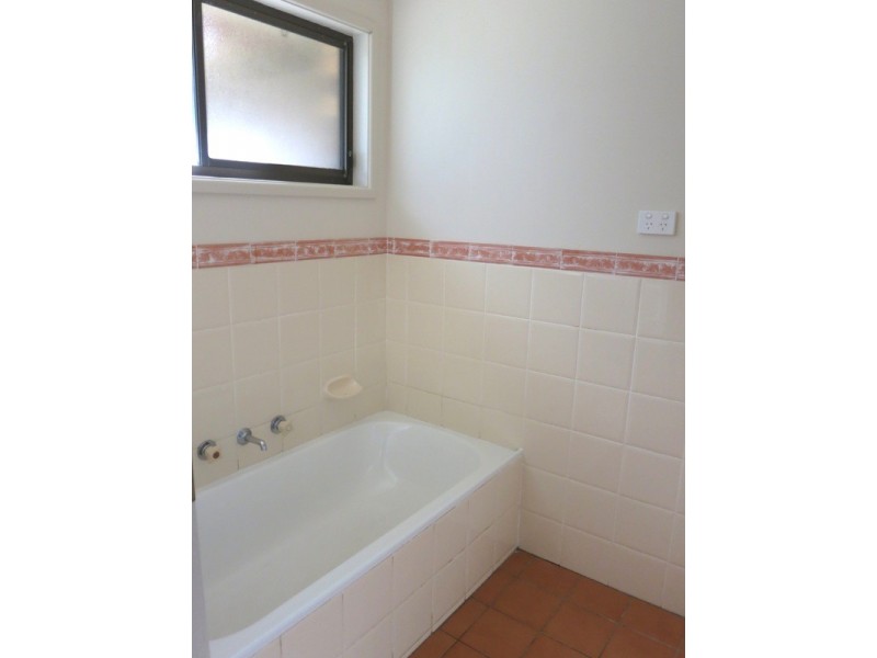 3 Regreme Road, Picton NSW 2571