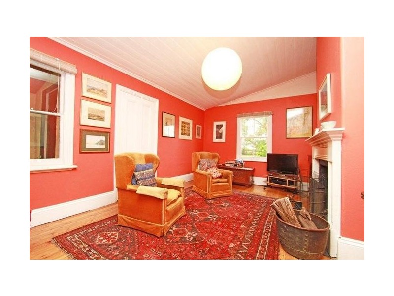 1 North Street, Picton NSW 2571