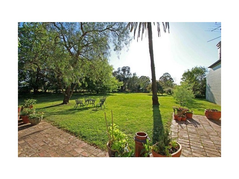 1 North Street, Picton NSW 2571