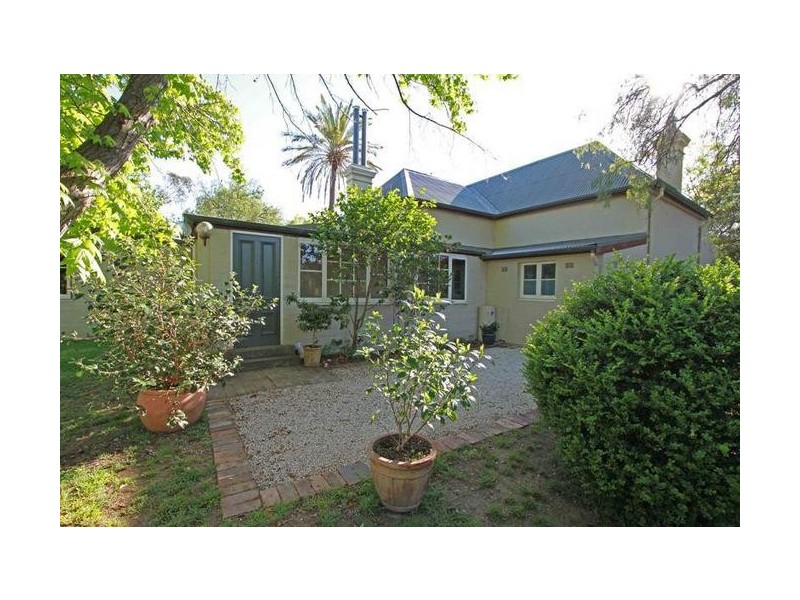 1 North Street, Picton NSW 2571