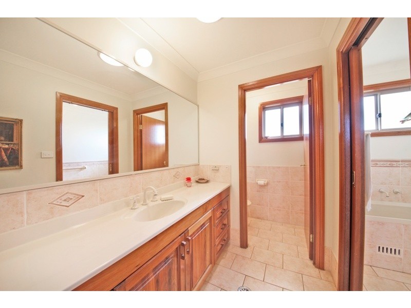 104 McWilliam Drive, Douglas Park NSW 2569