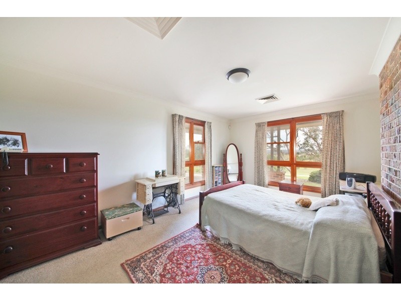 104 McWilliam Drive, Douglas Park NSW 2569