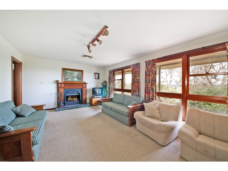 104 McWilliam Drive, Douglas Park NSW 2569