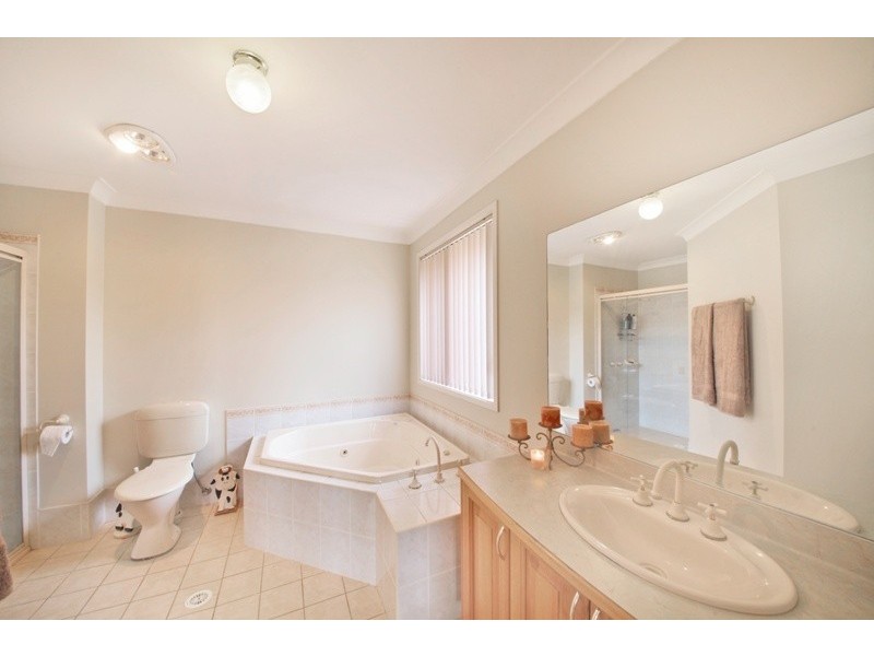 98 Hawthorne Road, Bargo NSW 2574