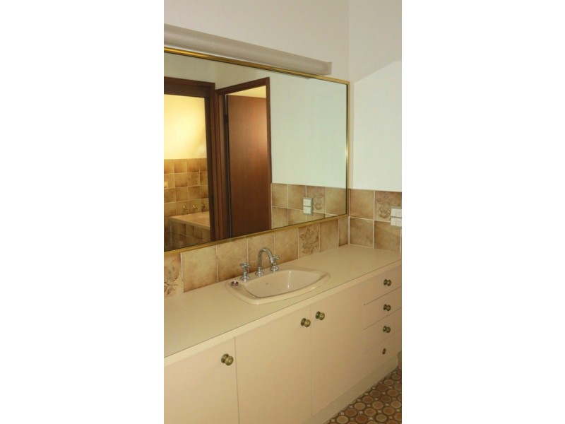 30 Struan Street, Tahmoor NSW 2573