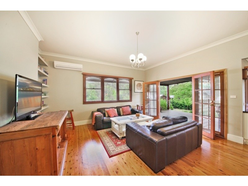 2 Campbell Street, Picton NSW 2571