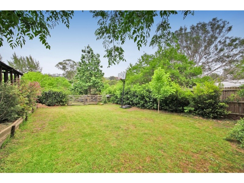 2 Campbell Street, Picton NSW 2571