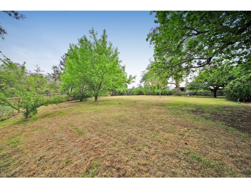 2 Campbell Street, Picton NSW 2571