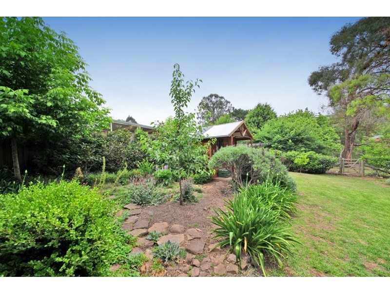2 Campbell Street, Picton NSW 2571