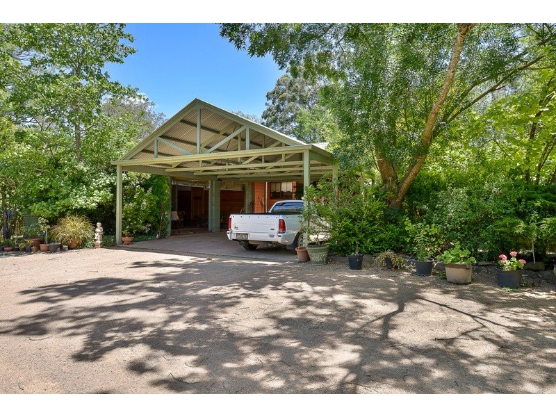 90 Shelleys Lane, Thirlmere NSW 2572