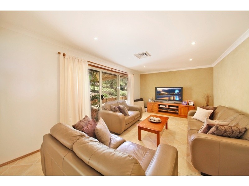 24 The Grange, Picton NSW 2571