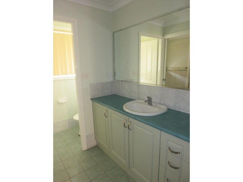 2/18-20 Patterson Street, Tahmoor NSW 2573