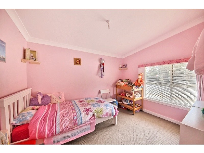 257 Argyle Street, Picton NSW 2571