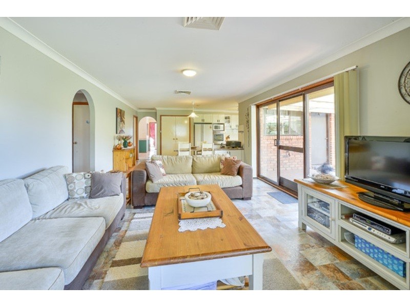 22 Victoria Road, Thirlmere NSW 2572