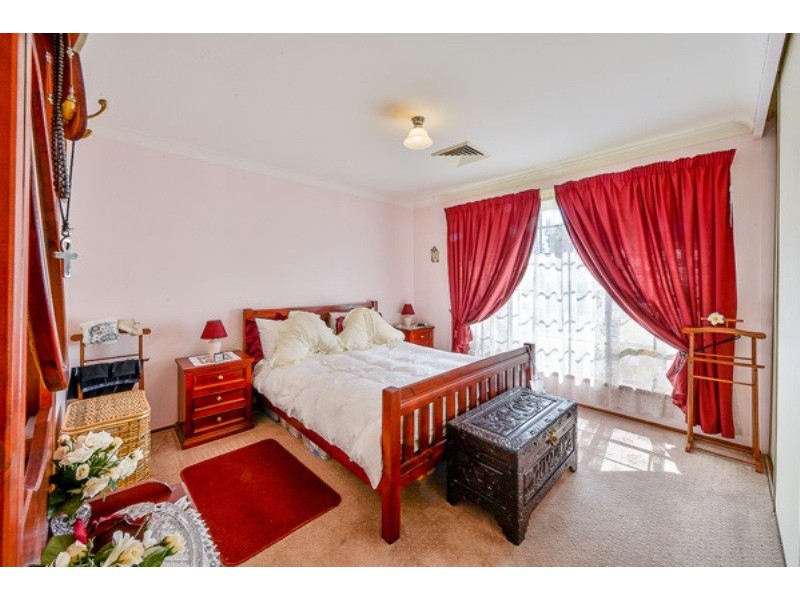 22 Victoria Road, Thirlmere NSW 2572