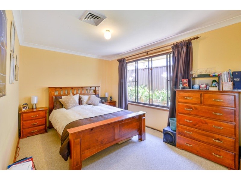 22 Victoria Road, Thirlmere NSW 2572