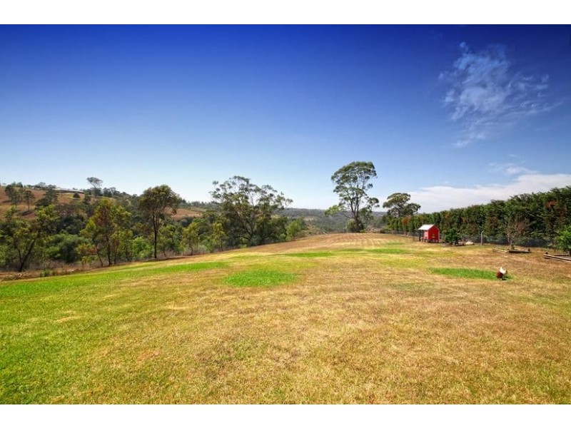 5 Thomas Place, Razorback NSW 2571