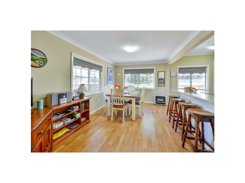 3 Campbell Street, Picton NSW 2571