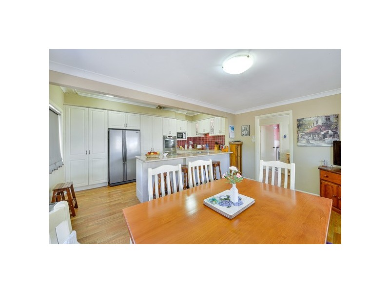 3 Campbell Street, Picton NSW 2571