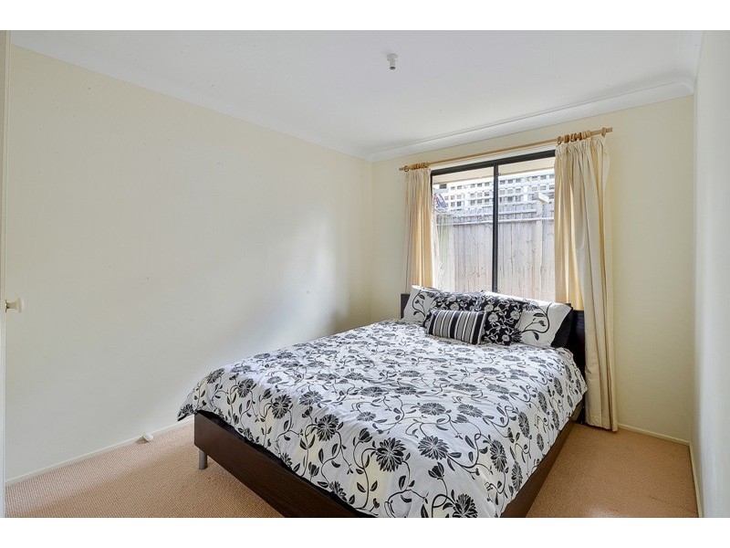 8 Charles Street, Hill Top NSW 2575
