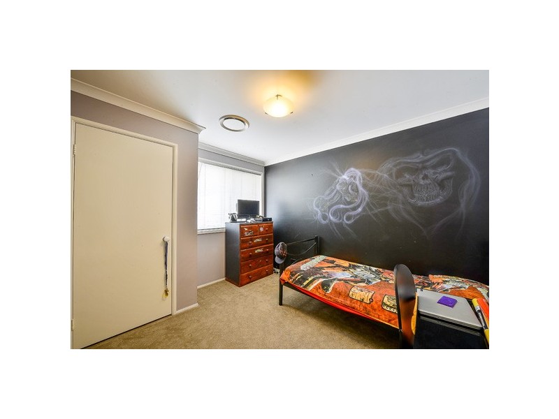 10 Cobham Street, Yanderra NSW 2574