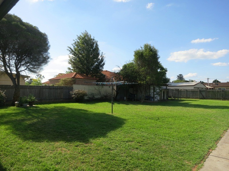 5 Chapman Street, Tahmoor NSW 2573