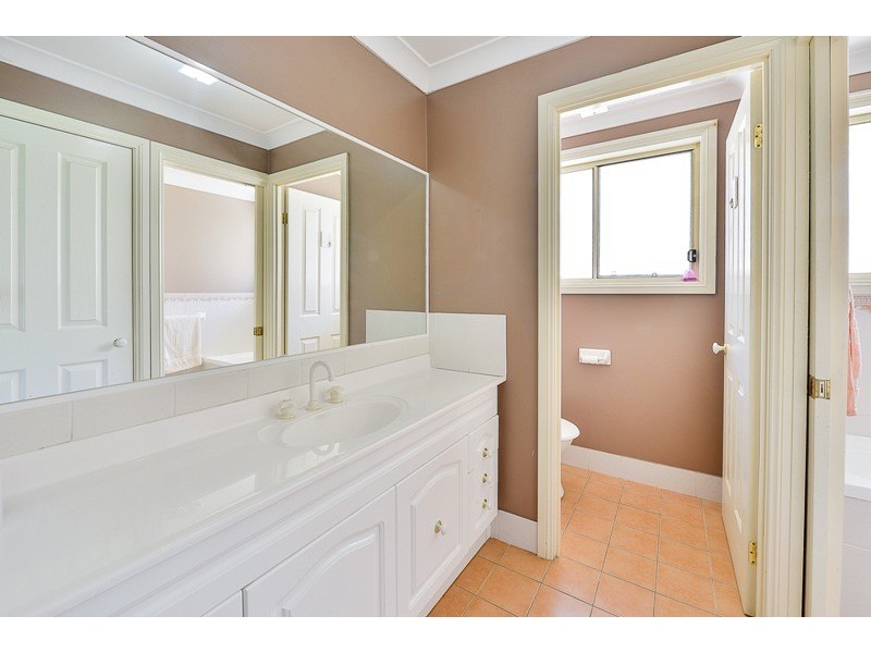 12 Eucalyptus Grove, Buxton NSW 2571