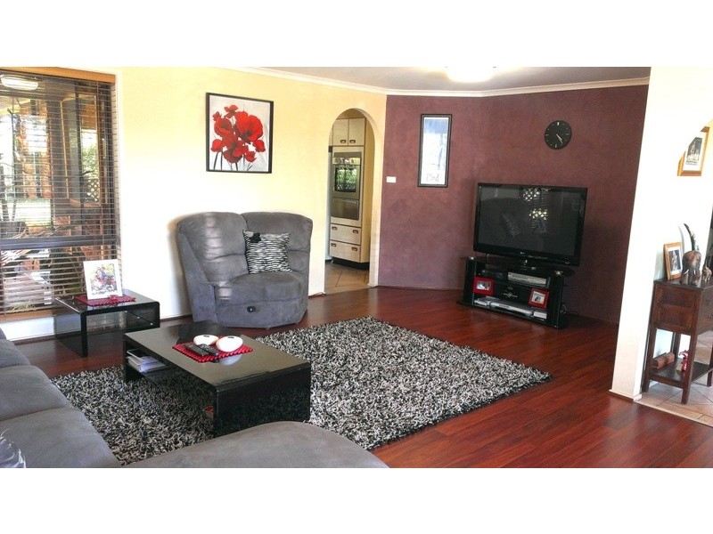 30 Beveridge Street, Albion Park NSW 2527