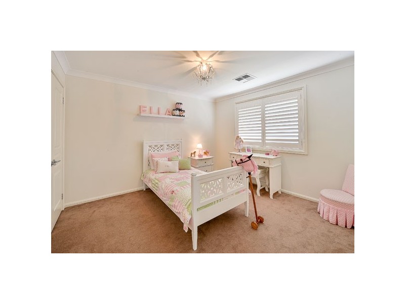 7 Warner Street, Camden Park NSW 2570