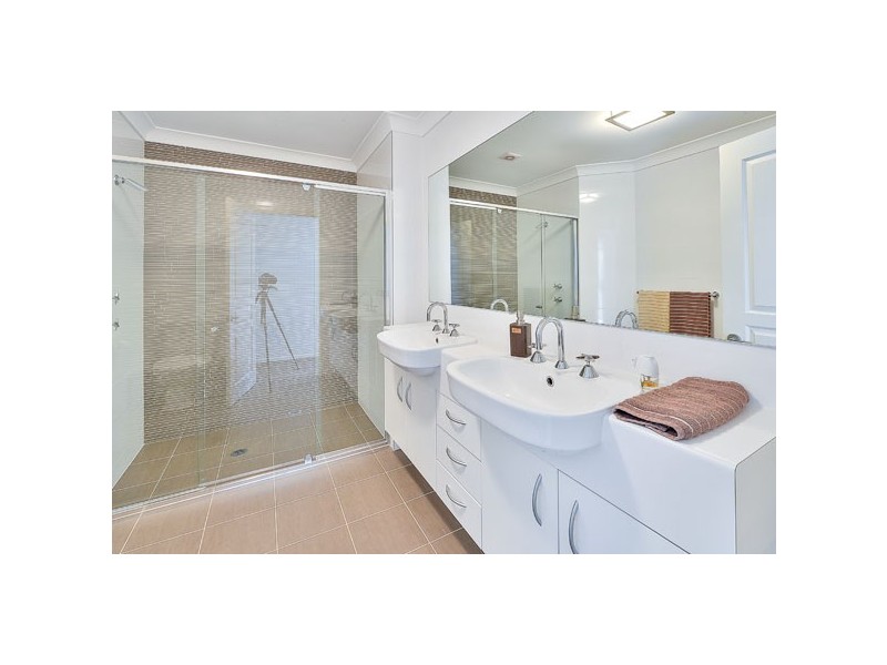 7 Warner Street, Camden Park NSW 2570