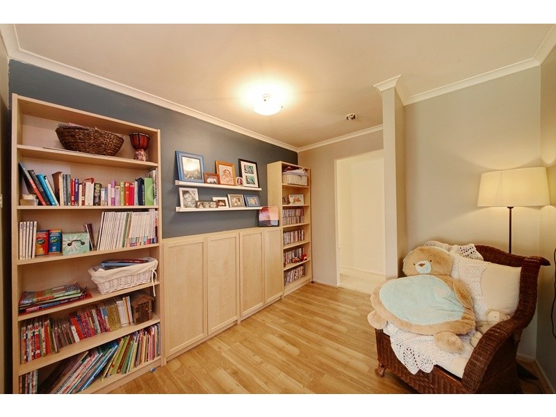 5 Wren Place, Thirlmere NSW 2572