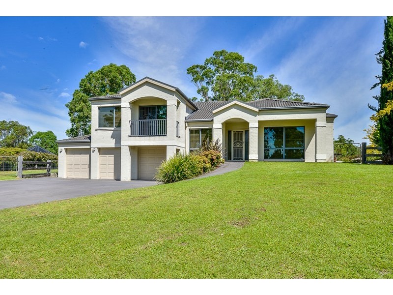 49 The Grange, Picton NSW 2571