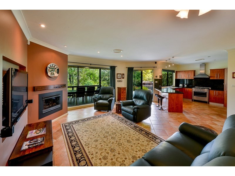 49 The Grange, Picton NSW 2571