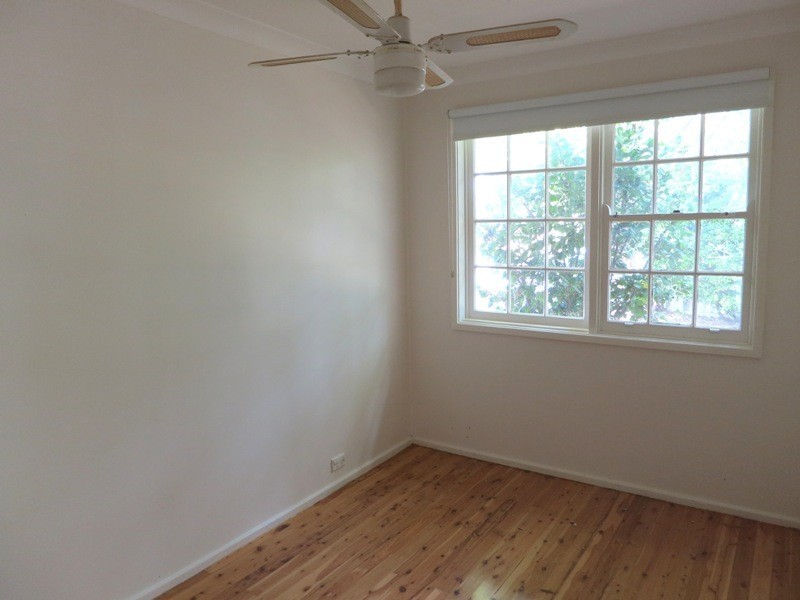 43 Thirlmere Way, Tahmoor NSW 2573