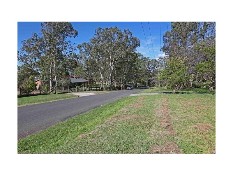 6 Kent Road, Picton NSW 2571