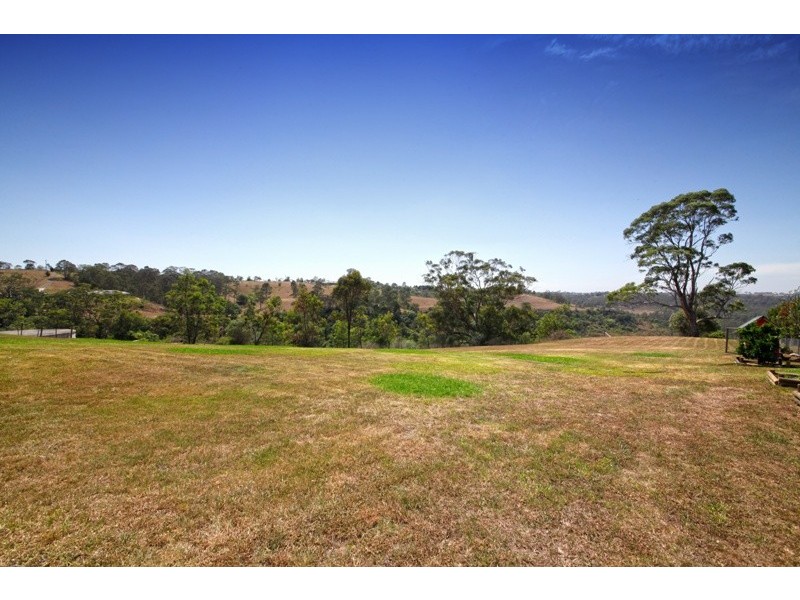 5 Thomas Place, Razorback NSW 2571