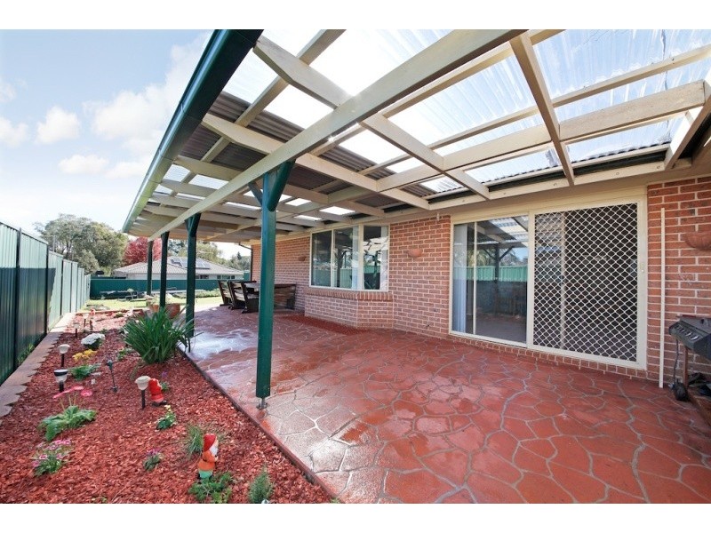 33 Carlton Road, Thirlmere NSW 2572