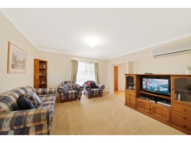 5 Elms Place, Balmoral Village NSW 2571