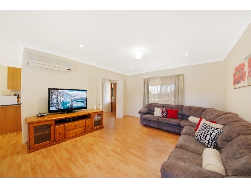 5 Elms Place, Balmoral Village NSW 2571