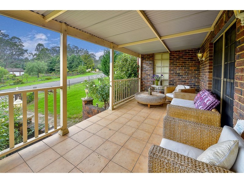 8 Jarvisfield Road, Picton NSW 2571