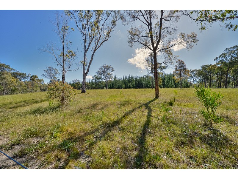 185 Cedar Creek Road, Thirlmere NSW 2572