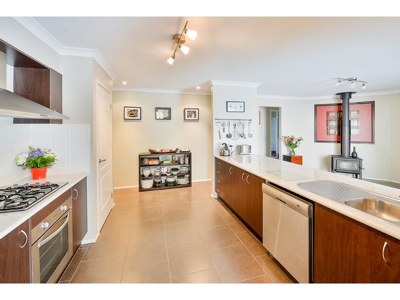 185 Cedar Creek Road, Thirlmere NSW 2572