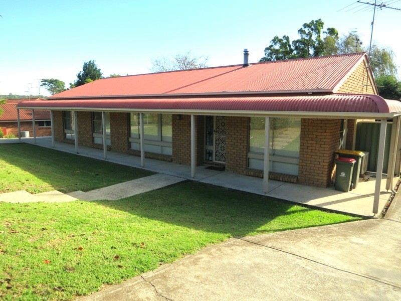 29 Mary Street, The Oaks NSW 2570