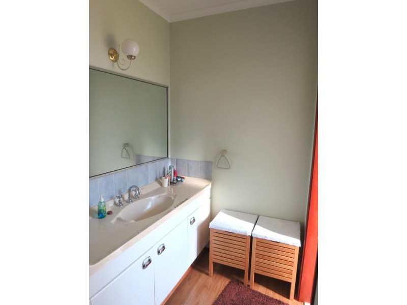 29 Mary Street, The Oaks NSW 2570